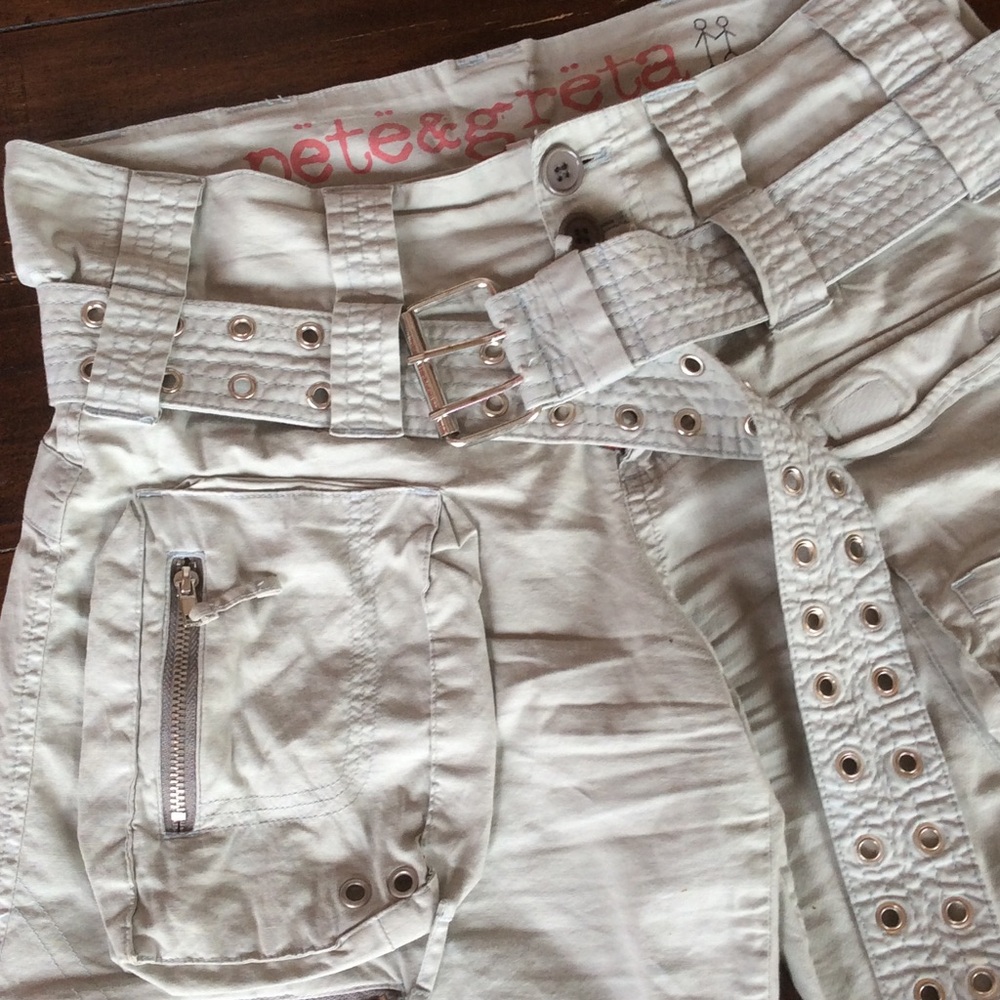 Women's Cargo Shorts with Grommet Belt - Cream